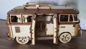 Модель автобуса VW 6