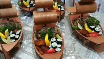 Корабль для сервировки суши