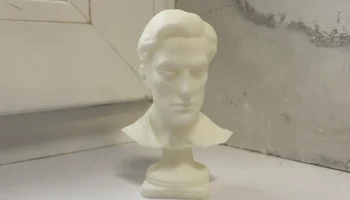 Бюст В.В.Маяковского