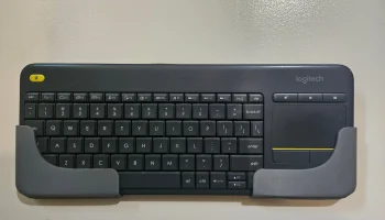 Настенный держатель для клавиатуры Logitech K400