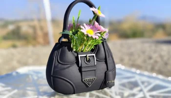 Ваза в виде сумочки PRADA
