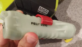 Подставка Peli 3310 для шлемов пожарной службы MSA 1