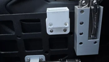 Панель Molle для крепления фонаря 1