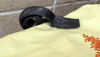 Зажим для утиной чипсы 2