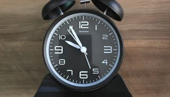 Подставка для будильника 1