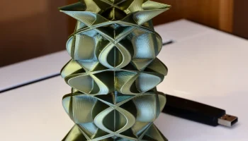 Vase 934a