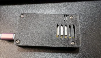 CYD ESP32-2432S028 Корпус 3
