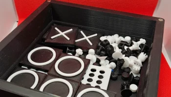 Игровая коробка 3 в 1: шахматы, крестики-нолики и Connect 4 1