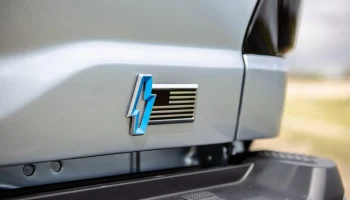 Магнит на холодильник FORD F-150 Lightning Tail Gate Embl... 6
