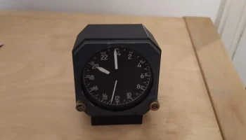 Корпус часов в кабине 1