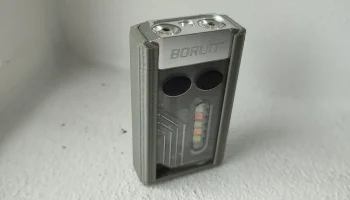 Чехол Boruit V10 с зажимом и магнитом