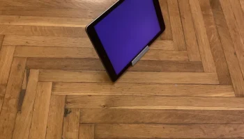 Подставка для iPad 2018 1