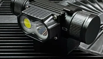 Холдер для велосвета с резьбой 1/4"-20 для штатива – фик... Холдер для велосвета с резьбой 1/4"-20 для штатива – фик...