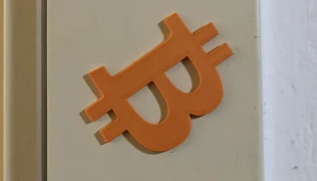 Биткойн-магнит
