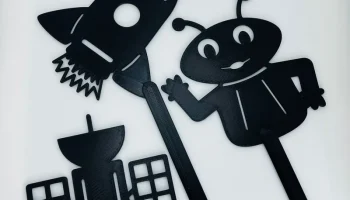 Тени-перчатки с космическим дизайном Тени-перчатки с космическим дизайном