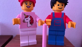 Держатель для туалетной бумаги Lego Girl 2