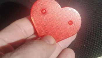 Магнит на холодильник с сердцем любви...... 2