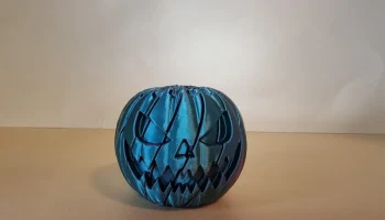 PUMPKIN TWIST FIDGET 3
