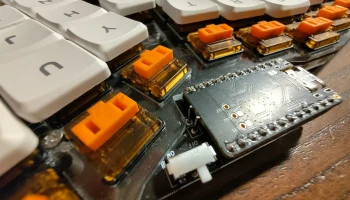 Держатель батареи Rev57LP 4