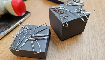 Magnetw&uuml;rfel f&uuml;r B&uuml;roklammern - Магнит-куб скрепки для бу... 1