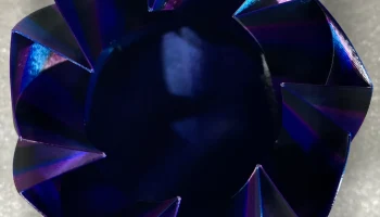 Квадратная Спиральная Ваза 2