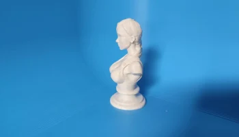 Сексуальная статуя Лары Крофт 3