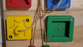 AB1 Красочная игра-вставка для детей с магнитами.........