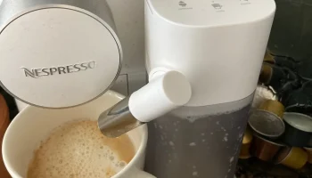 Nespresso Gran Lattissima нижний капельный контейнер 10 м... 1