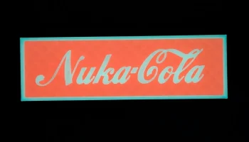 Магнит на холодильник с логотипом Nuka Cola...... 1