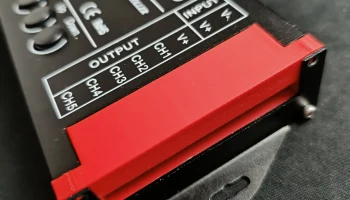 Защита от прикосновения для светодиодного контроллера вр... Защита от прикосновения для светодиодного контроллера вр...