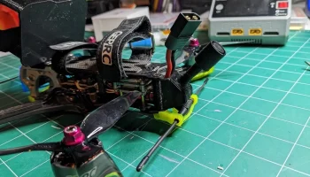 Крепление антенны Runcam Link для рамы GEPRC Mark5......