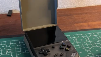 Чехол Anbernic RG35XX Plus 4