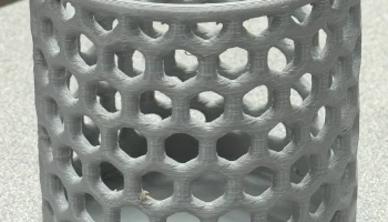 Короткая шестиугольная корзина для карандашей Короткая шестиугольная корзина для карандашей