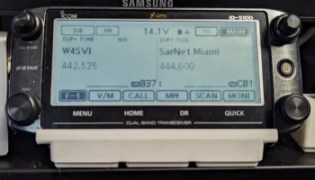 Настольная подставка iCom ID-5100 с основанием Gridfinity...
