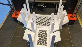 Держатель крышки Tupperware 3
