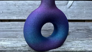 Donut vase