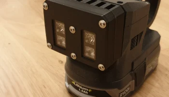 Рабочий фонарь Ryobi совместимый на 1200lm 3