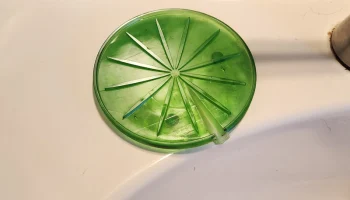 Мыльница Lily Pad, которая сливает воду 2