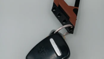 Изящный карабин со свистком безопасности 2