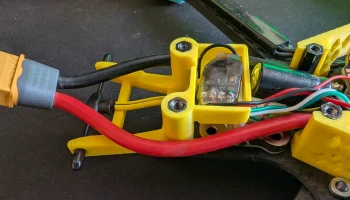Крепление антенны и модуля FPV ELRS