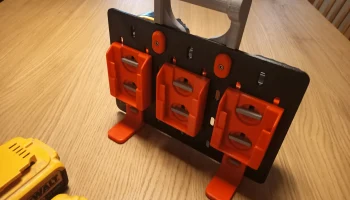 Держатель батареи Dewalt 1