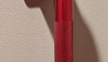 Подставка для фонаря Maglite Mini 2xAAA с магнитом на ст... 1