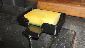Коробка для губки со сливом 1