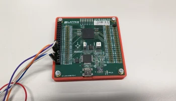 Простой корпус Lattice iCE40-HX8K