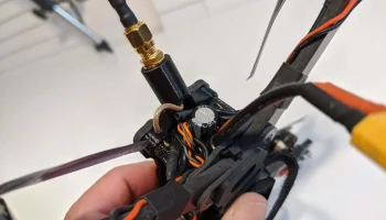 Emax Hawk 5 (с конденсатором) Держатель SMA с антенным кл... 4