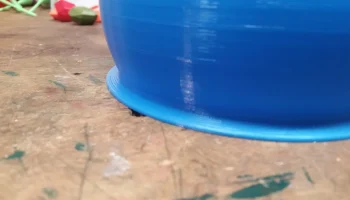 Ваза для цветов, напечатанных на 3D-принтере....... 5