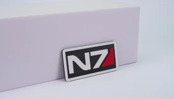 Магнит с логотипом Mass Effect N7