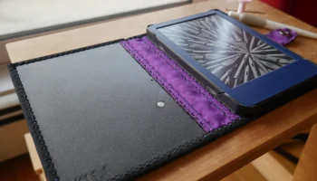 Kindle 2022 (11-го поколения) - Детали корпуса для элект...
