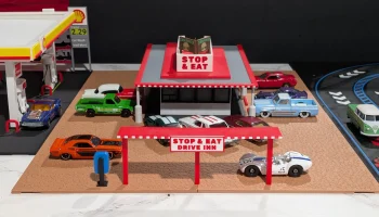 Набор моделей "Stop & Eat Drive-In" - диорама в масштабе ... 1