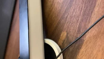 Настенное крепление Phillips Hue Light Bar 4